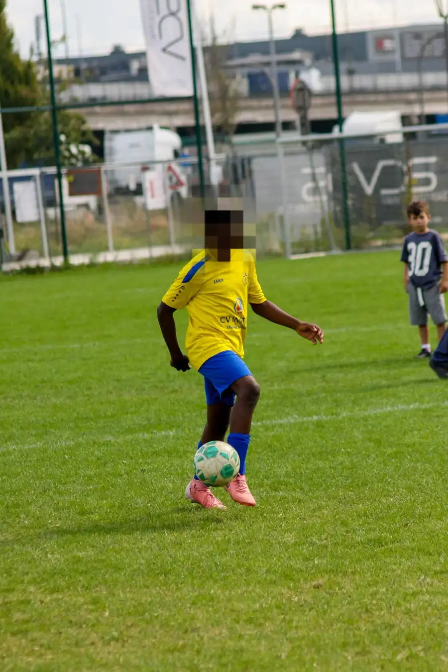 Andere wedstrijden — voetbalwedstrijd in Antwerpen en omgeving — foto 15 van Sideline Action